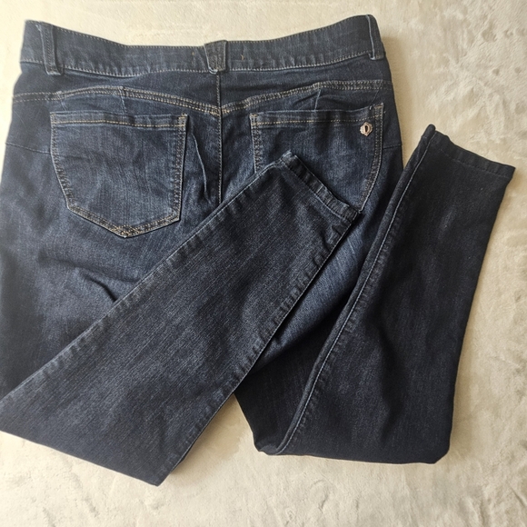 Democracy Jeans Absolution Skinny Women’s 14 Dark Wash - Picture 11 of 12